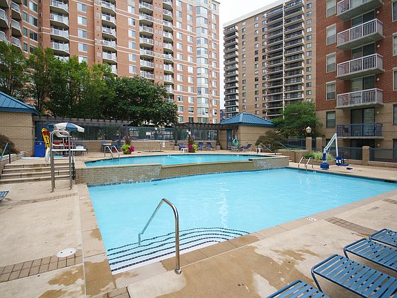 2nd image of 3830 9th St N APT 104W