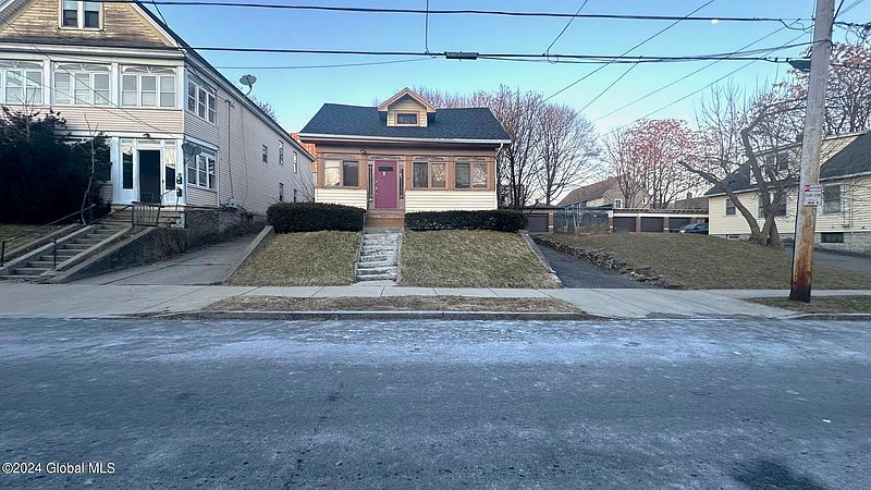 3rd image of 59 Benson Street
