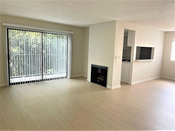4th image of 5263 Corteen Pl APT 8