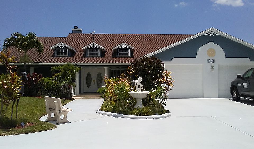 2nd image of 2641 S Lookout Blvd