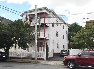 112 Johnson St, Lynn, MA 01902