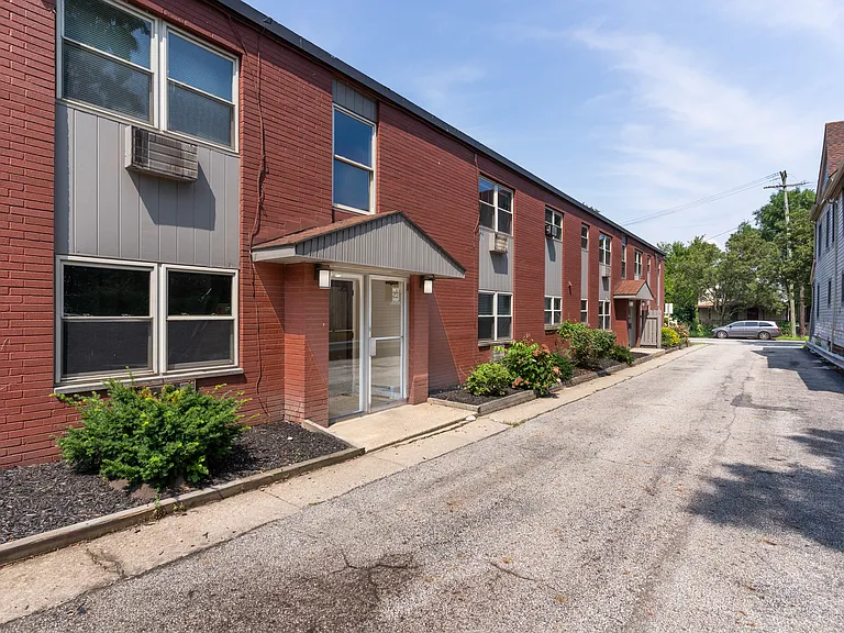3501 Clinton Ave #103 — Photo 17