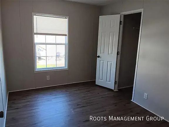 5th image of 54 Oak St #54