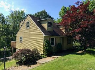70 Old Mill Rd, Wallkill, NY 12589