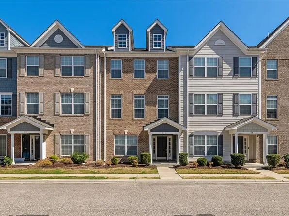 116 Daybeacon St, Yorktown, VA 23692