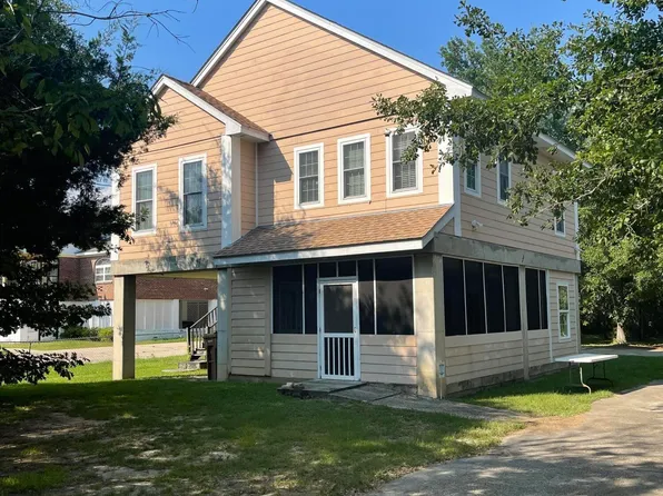344 Henderson Ave, Pass Christian, MS 39571