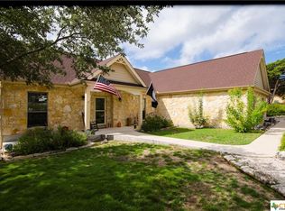 812 Flaman Rd, Canyon Lake, TX 78133