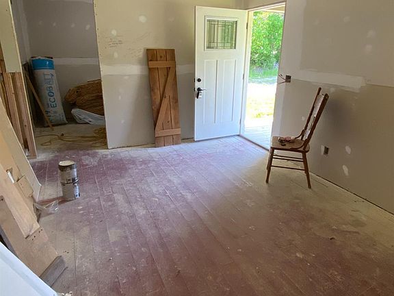 5th image of 7700 Myers Rd