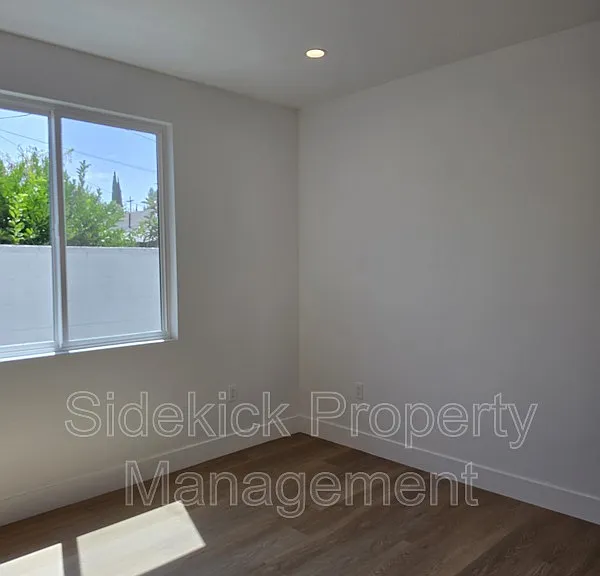 432 W Garfield Ave #A — Photo 17