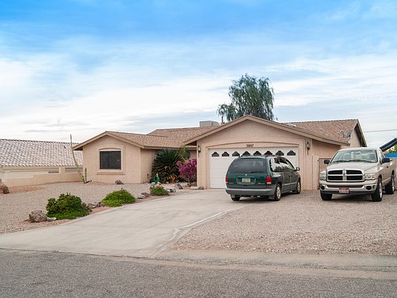 3rd image of 3807 Mission Dr N