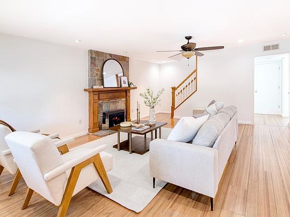 4th image of 2396 Las Gallinas Avenue