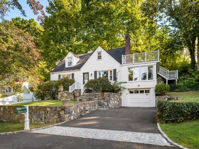 3 Green Ln, Greenwich, CT, 06831