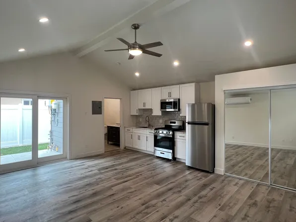 20518 Strathern St #1/2, Winnetka, CA 91306