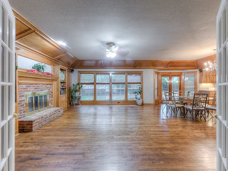 8632 S Braden Ave — Photo 7