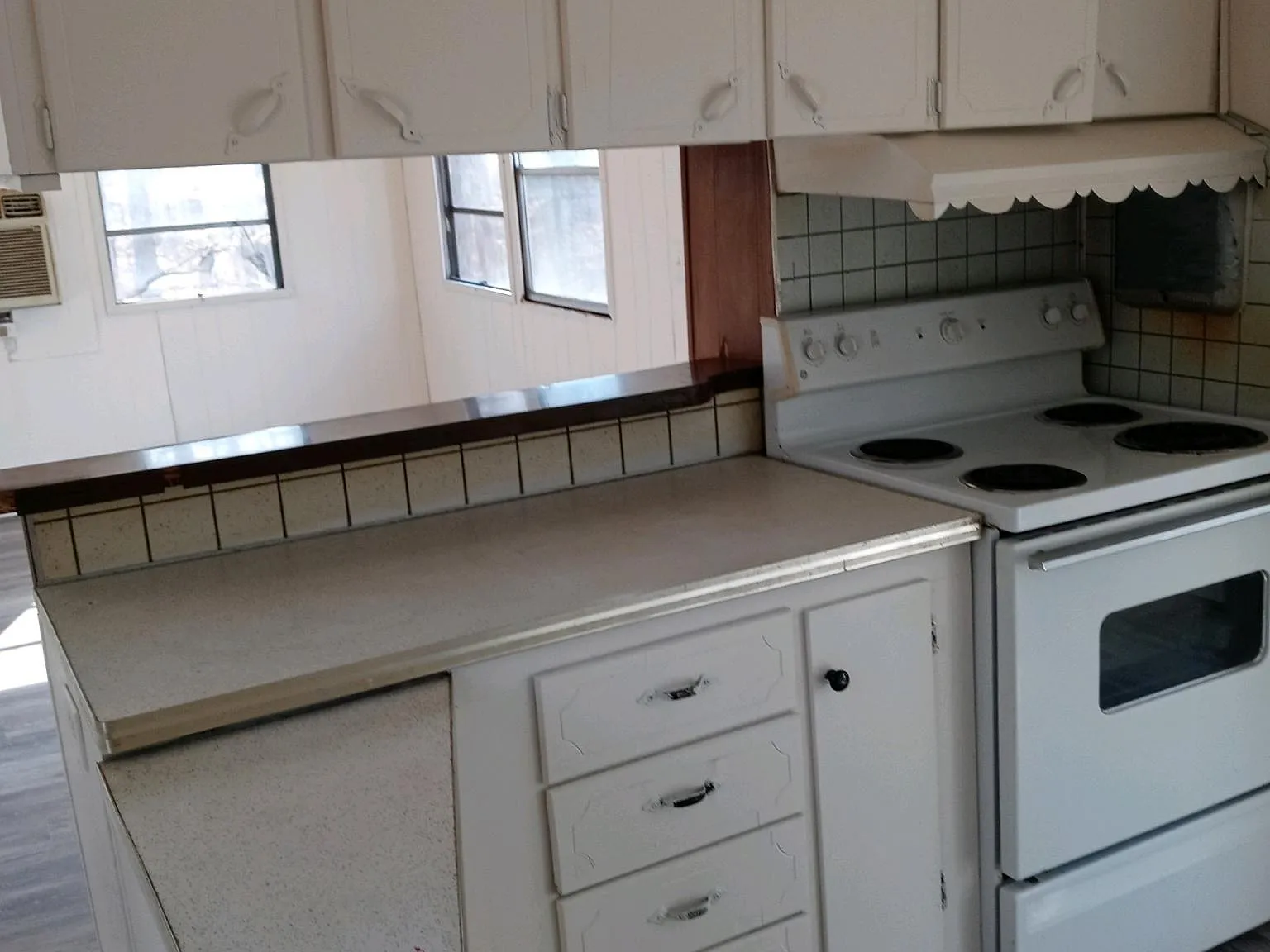 1 bed, 913 sqft, $800 — Photo 2