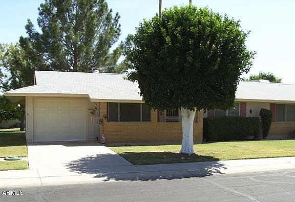 2nd image of 10420 W Saratoga Cir