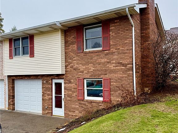 2nd image of 33 Pine Dr