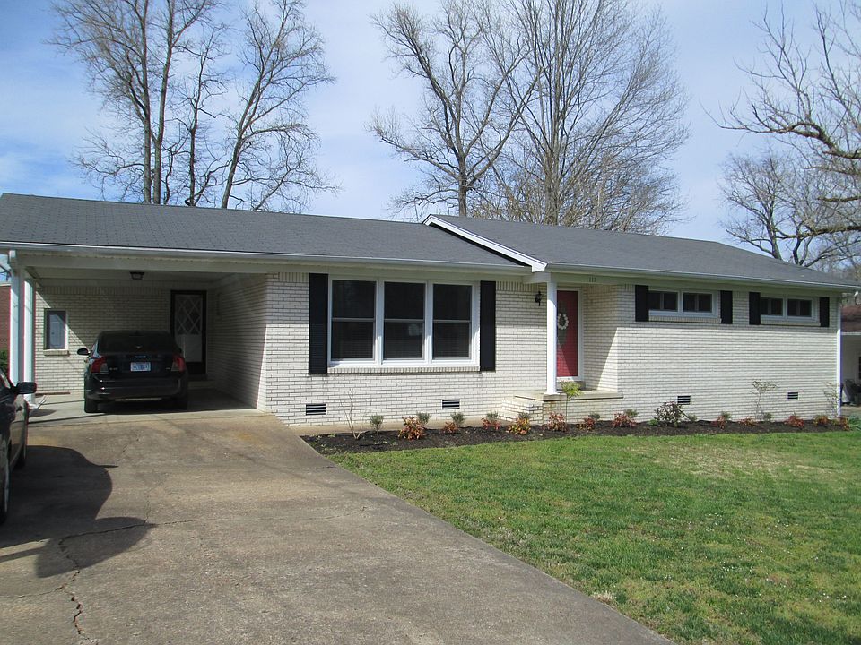 1st image of 111 Parkway Dr