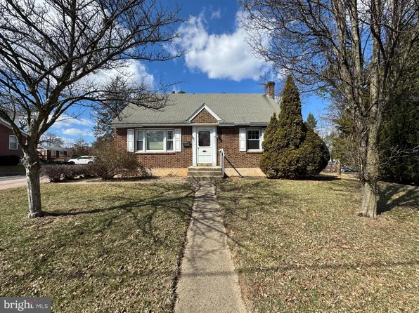 943 Walnut St, Royersford, PA 19468