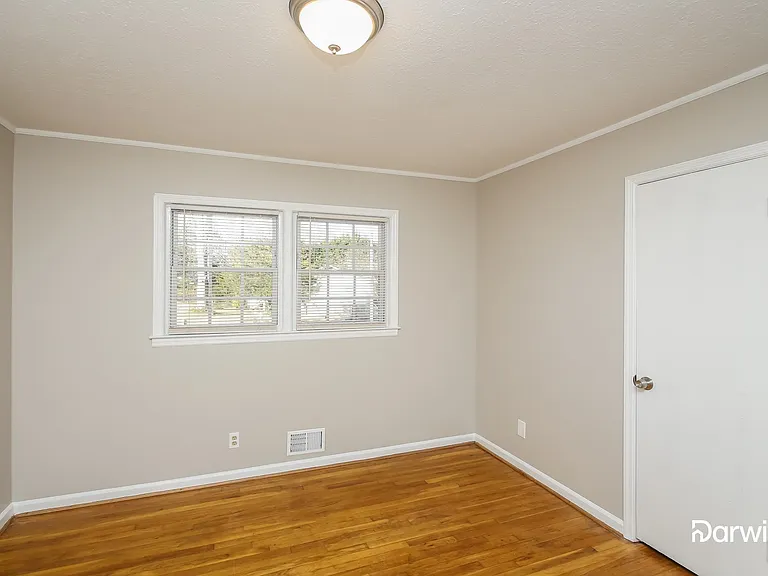 4703 Whittier Pl — Photo 13