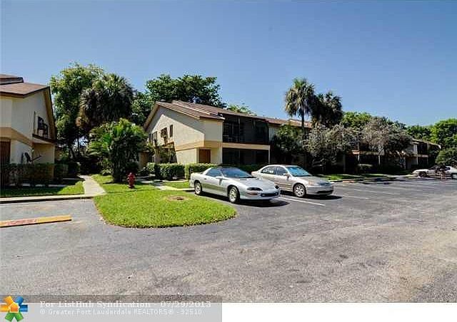 1st image of 407 Gardens Dr APT 101