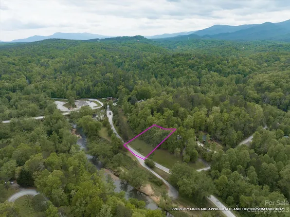 387 Rainbow Cir #387, Lake Lure, NC 28746