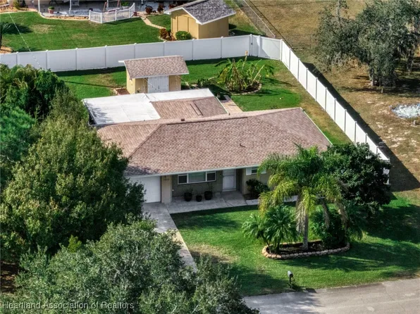 1513 Valiant Ave, Sebring, FL 33872