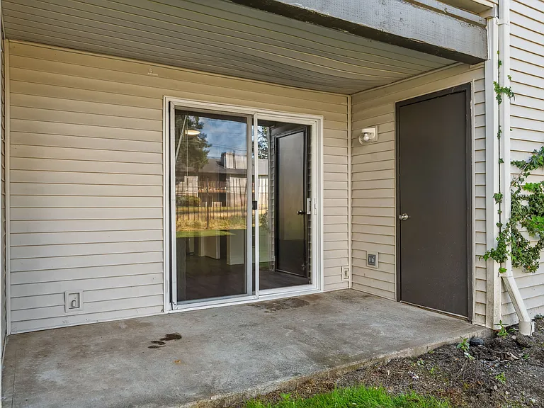 2 Bed 1 Bath Deluxe - 920 Sq Ft 2 Bed 1 Bath Deluxe - 920 Sq Ft