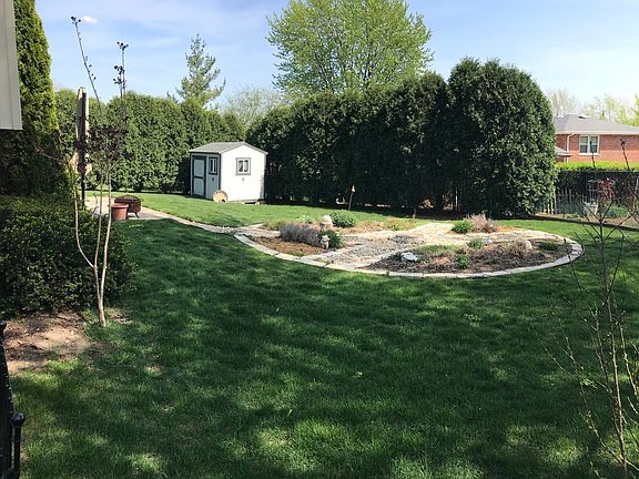 4th image of 9037 W 140th St