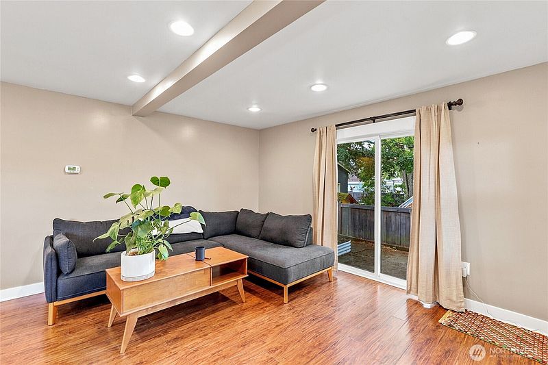 3rd image of 4412 N 27th Street