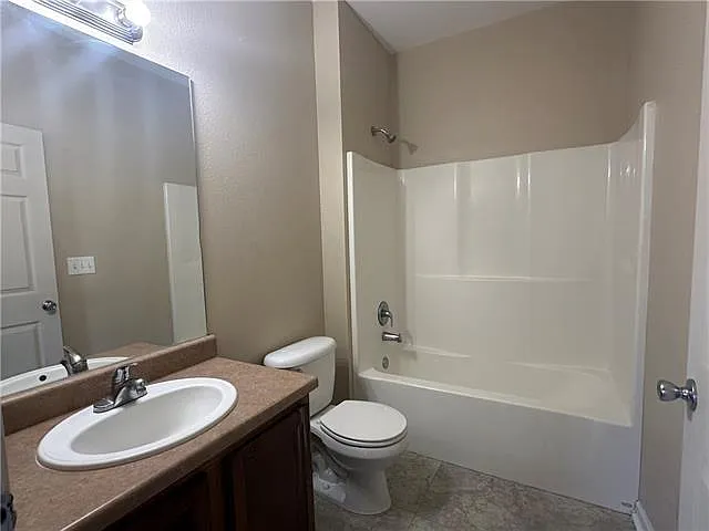 301 Bella Sera Ln — Photo 8
