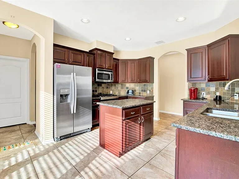 25431 Hall Meadow Ln — Photo 8