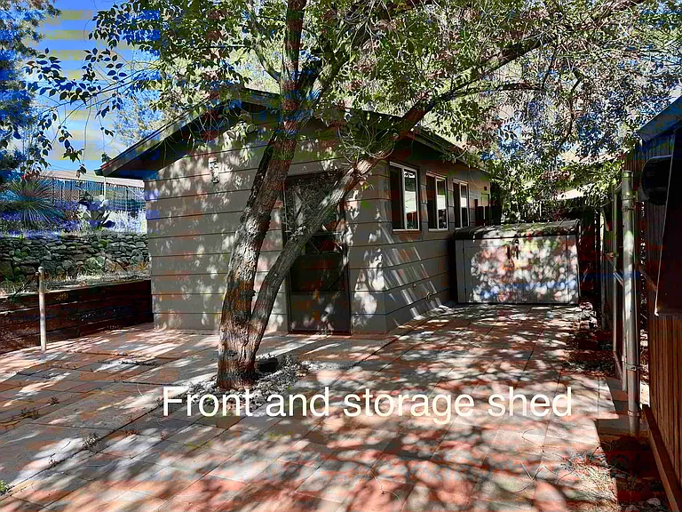 125 Rocky Rd #B — Photo 2