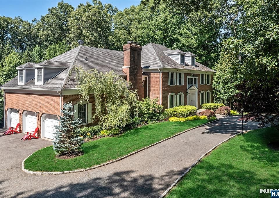 1st image of 27 Cameron Rd