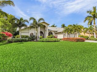 8843 Banyan Cove Cir, Fort Myers, FL 33919