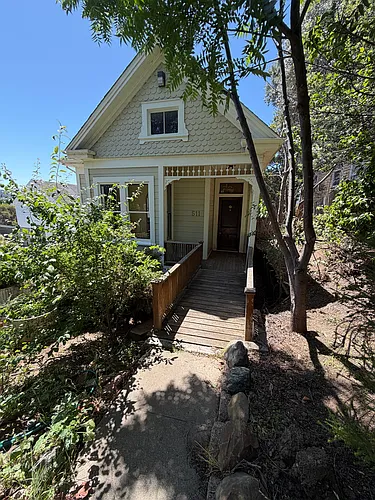 511 Napa St Photo 1
