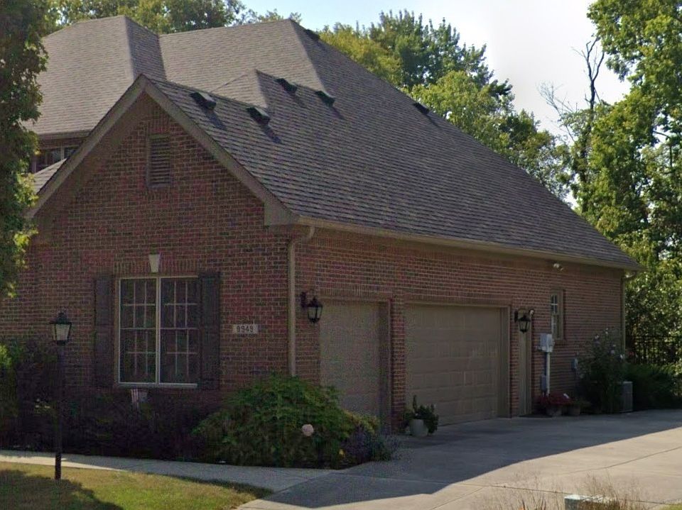 2nd image of 9949 Leeward Blvd