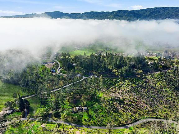 2nd image of 1830 Howell Mountain Road