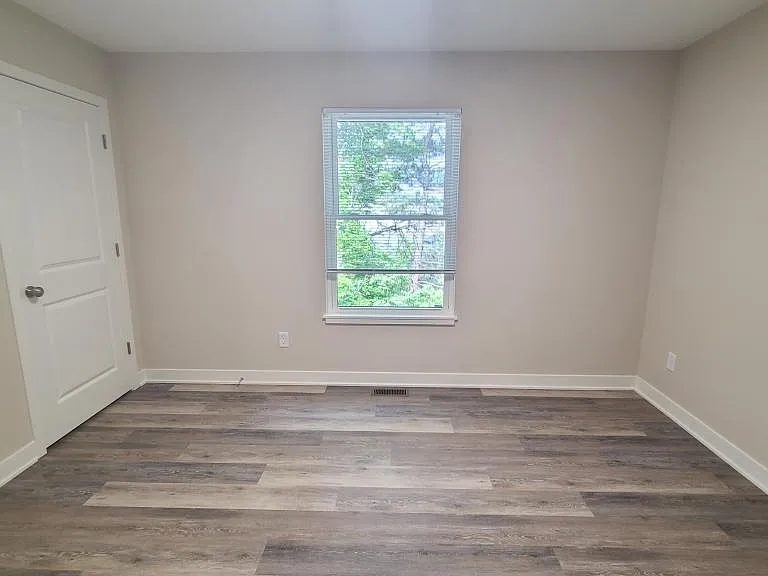 1357 Lofton Way — Photo 24