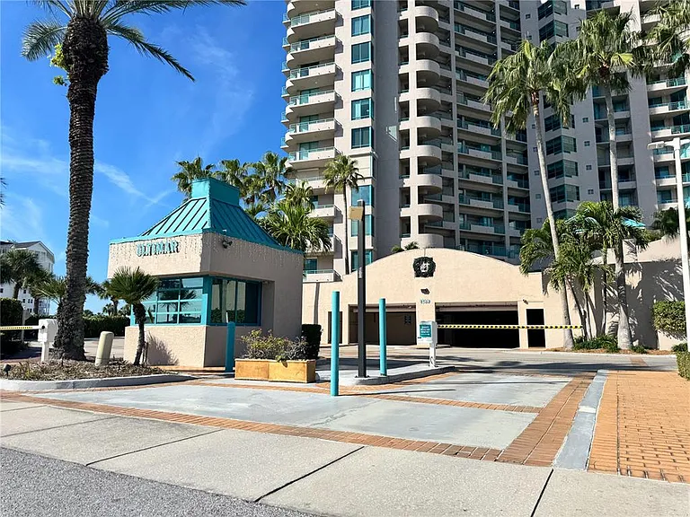 1560 Gulf Blvd #804 — Photo 3