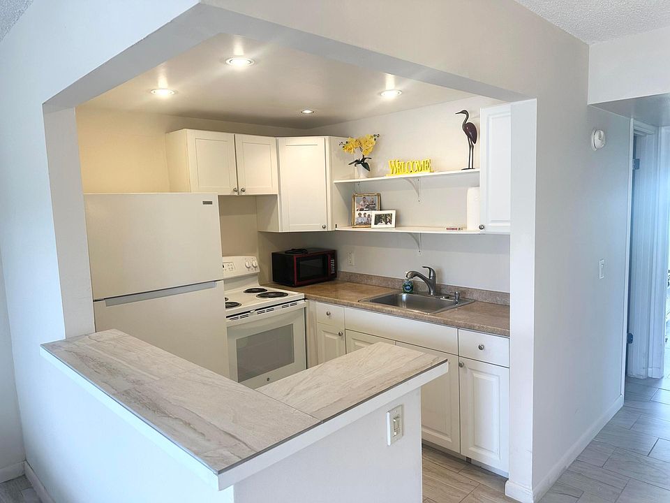 1st image of 299 Camden #M