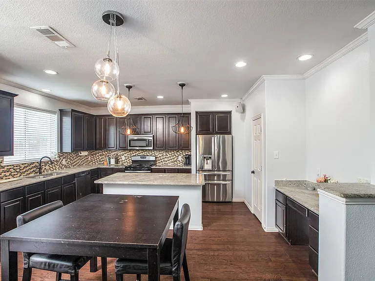 1320 Wheatear Dr — Photo 12