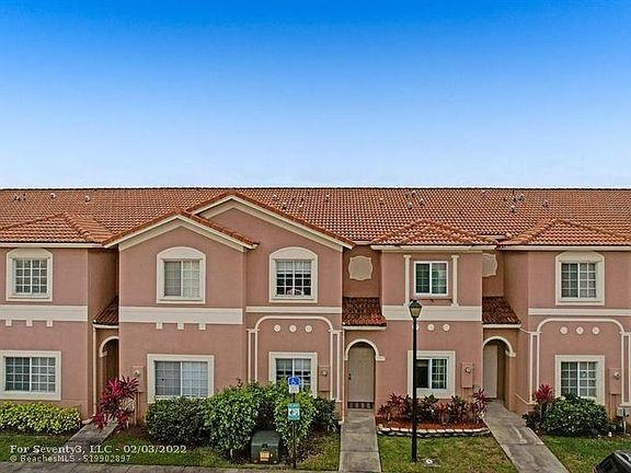 2nd image of 7859 Catalina Cir #7859