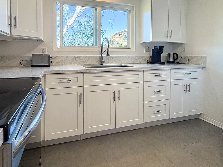 6255 1/2 Saylin Ln — Photo 20