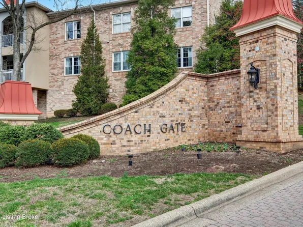 5800 Coach Gate Wynde APT 321, Windy Hills, KY 40207