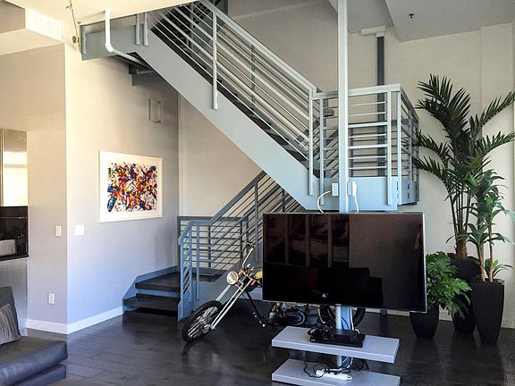 5th image of 849 S Broadway APT 1211