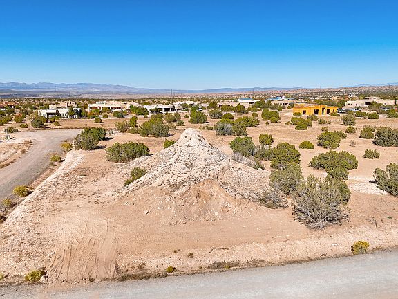 4th image of 3 Camino De La Questa Del Aire