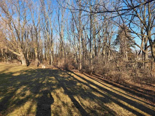 Jefferson St, Baraboo, WI 53913