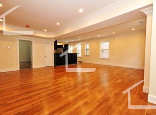 75 Browne St #4A, Brookline, MA 02446