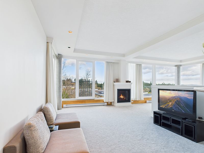 Saanich Apartment for rent - 2 Bedrooms — photo 12